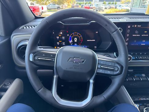 New 2026 Chevrolet Colorado ZR2 w/ Technology Package image 17