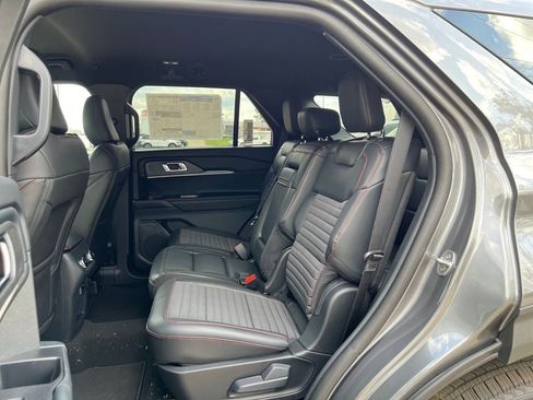 New 2026 Ford Explorer ST-Line image 21