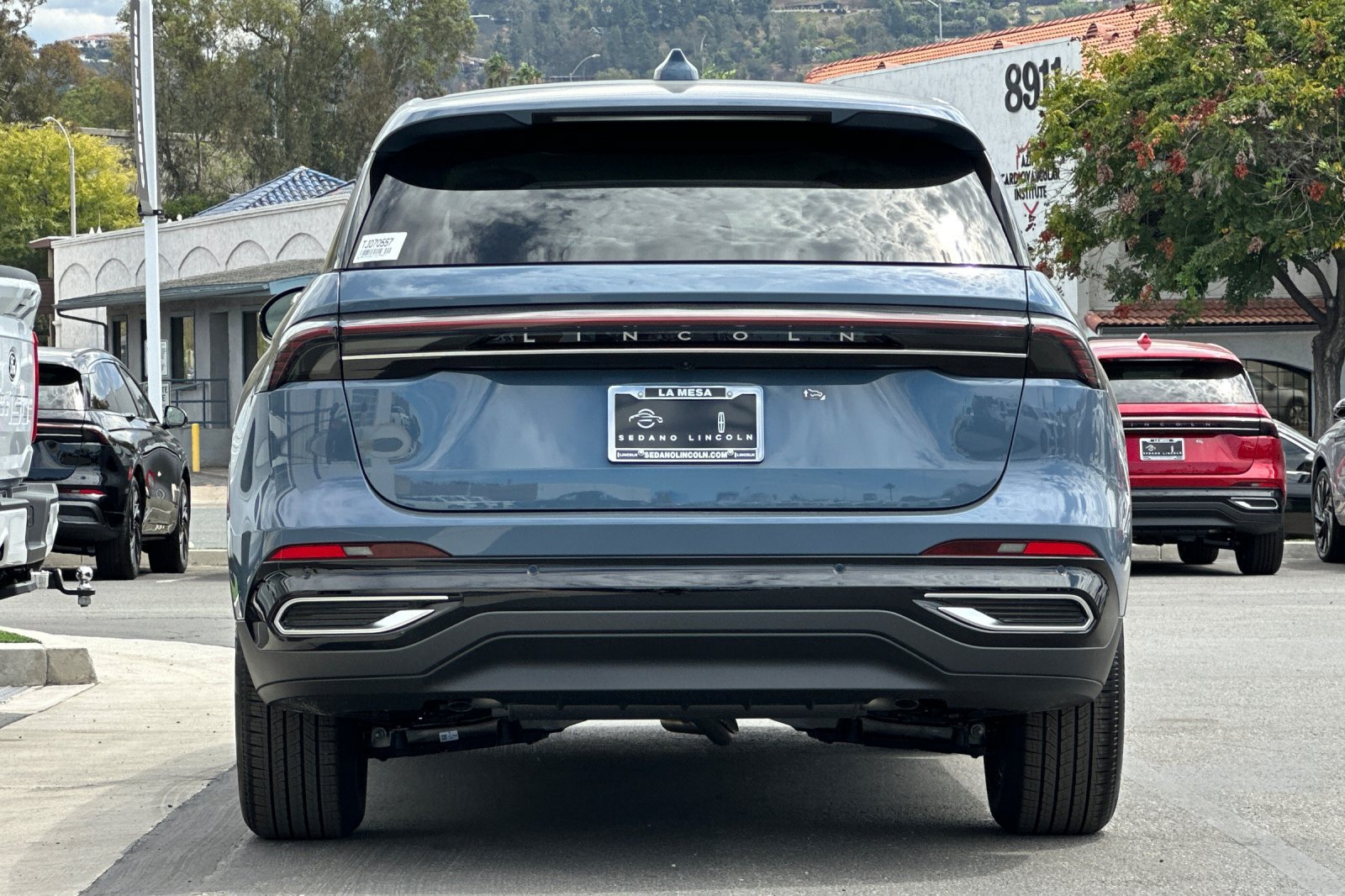 New 2026 Lincoln Nautilus Premier w/ Equipment Group 102A AWD/4WD image 4