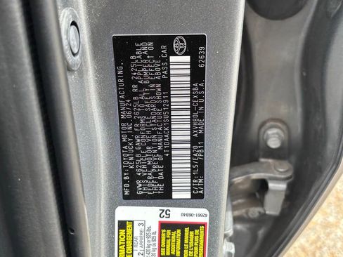 Used 2025 Toyota Camry SE FWD image 28