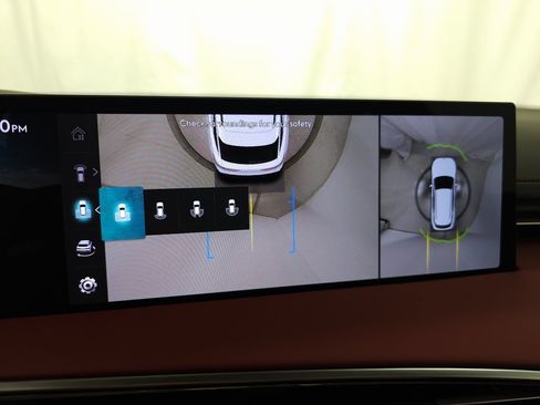 Used 2026 Genesis GV70 3.5T Sport Advanced image 24