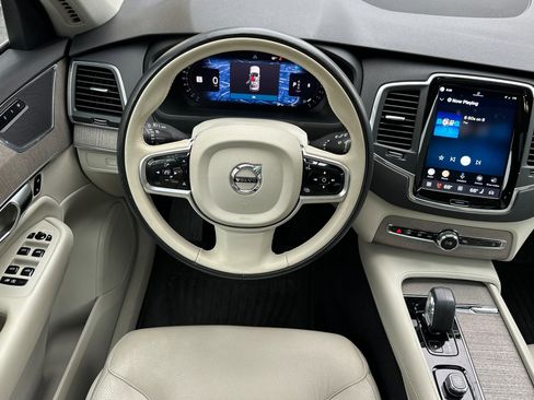 Certified 2023 Volvo XC90 B6 Core w/ Protection Package Premier AWD/4WD image 17