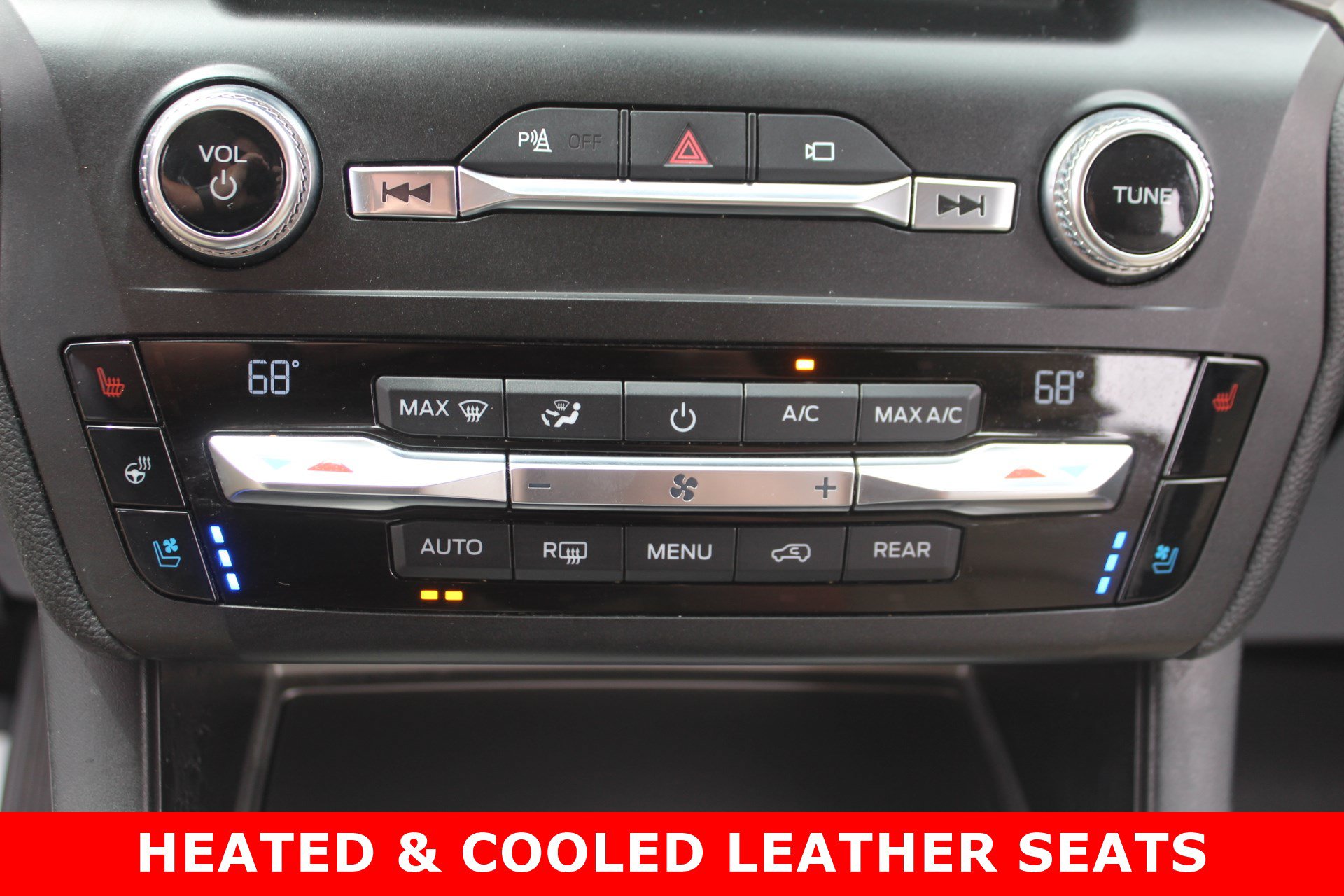 Used 2020 Ford Explorer Limited RWD image 23