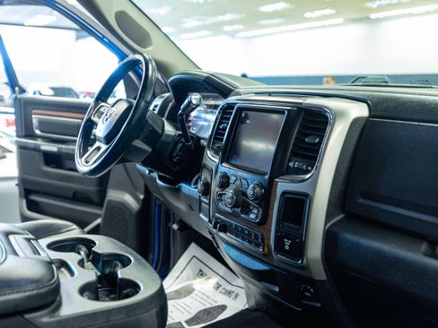 Used 2018 RAM 3500 Laramie AWD/4WD image 15