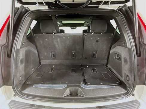 Used 2021 Cadillac Escalade Sport Platinum w/ LPO, ONYX Package image 21