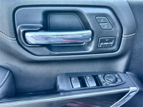 Used 2022 GMC Sierra 2500 AT4 w/ AT4 Premium Plus Package image 14