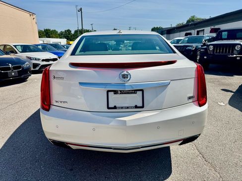 Used 2013 Cadillac XTS Platinum FWD image 10