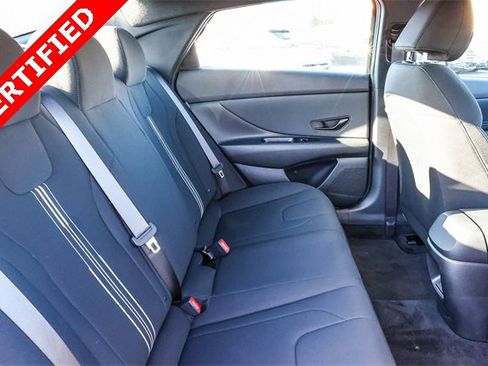 Certified 2025 Hyundai Elantra SEL image 20