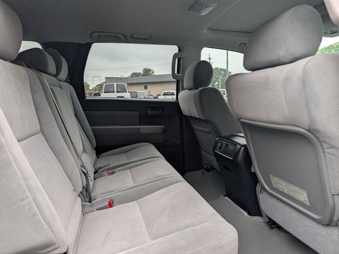 Used 2011 Toyota Sequoia SR5 RWD image 20
