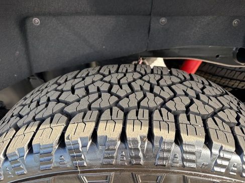 Used 2025 GMC Sierra 2500 Denali image 36