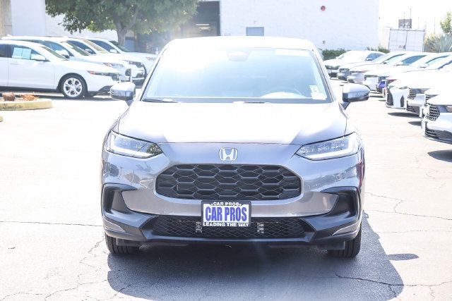 Used 2024 Honda HR-V LX image 3
