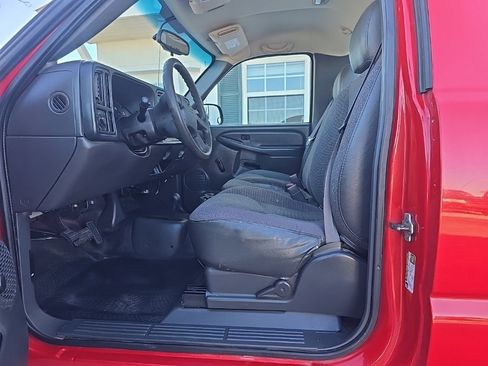 Used 2005 Chevrolet Silverado 1500 W/T image 14