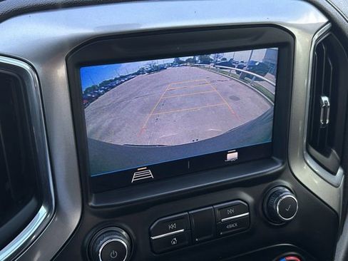 Used 2021 Chevrolet Silverado 1500 LT image 19