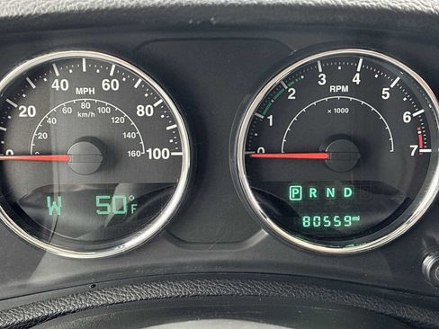 Used 2017 Jeep Wrangler Unlimited Sport w/ Connectivity Group AWD/4WD image 10