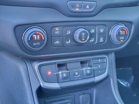 Used 2024 GMC Terrain AT4 w/ Infotainment Package II AWD/4WD image 24