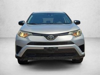 Used 2018 Toyota RAV4 LE FWD video 2