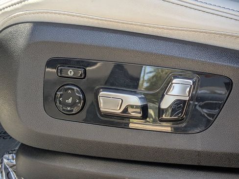 Used 2024 BMW X6 M60i w/ Parking Assistance Package AWD/4WD image 7