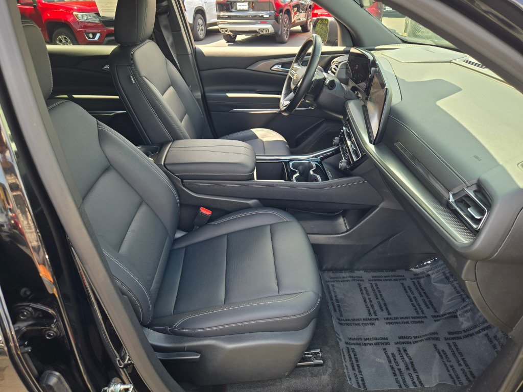 Certified 2026 Chevrolet Traverse LT AWD/4WD image 8