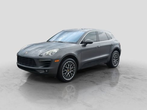 Used 2015 Porsche Macan S AWD/4WD image 4