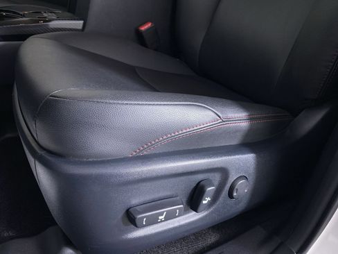 Used 2020 Toyota 4Runner TRD Off-Road Premium w/ Moonroof Package AWD/4WD image 10