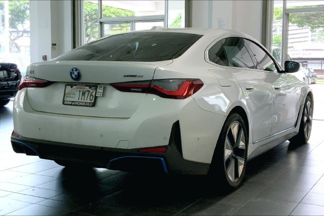 Certified 2024 BMW i4 eDrive35 w/ Parking Assistance Package RWD image 6