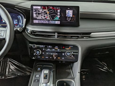 Used 2023 INFINITI QX60 Luxe w/ Performance Audio Package image 28