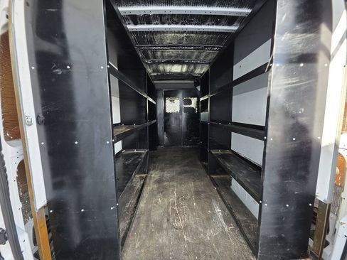 Used 2018 RAM ProMaster 2500 w/ Interior Convenience Group FWD image 12