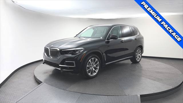 Used 2023 BMW X5 sDrive40i w/ Premium Package RWD image 2