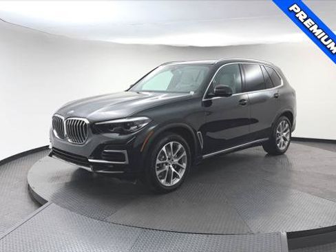 Used 2023 BMW X5 sDrive40i w/ Premium Package RWD image 2