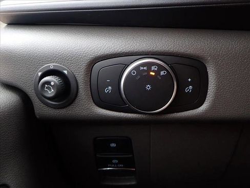 New 2026 Ford Transit 250 148 Medium Roof Extended AWD image 22