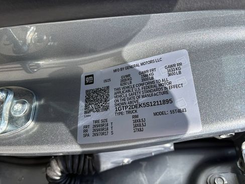 Used 2025 GMC Canyon AT4 AWD/4WD image 46