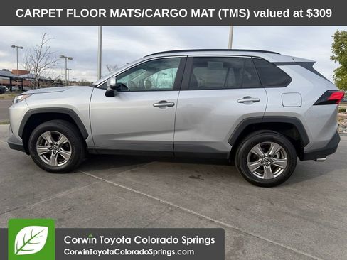 Used 2023 Toyota RAV4 XLE AWD/4WD image 4