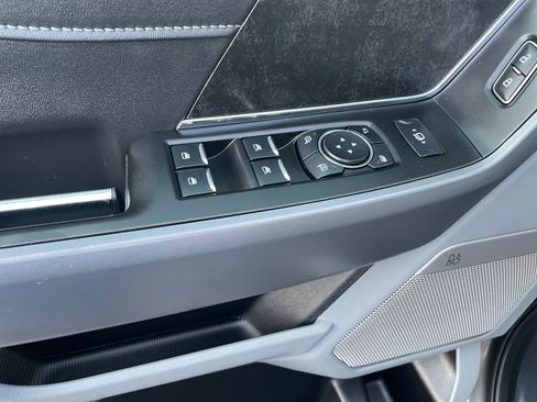 Used 2024 Ford F250 XLT w/ XLT Premium Package AWD/4WD image 17