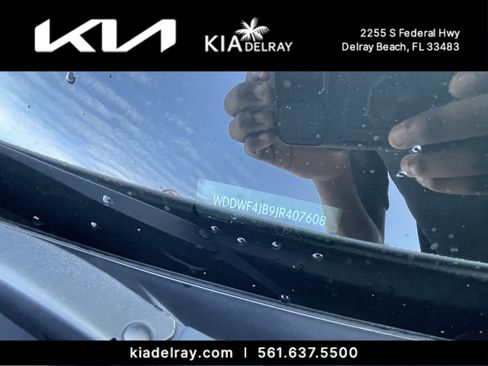 Used 2018 Mercedes-Benz C 300 Sedan image 5