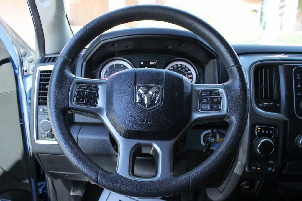 Used 2021 RAM 1500 Classic SLT AWD/4WD image 18