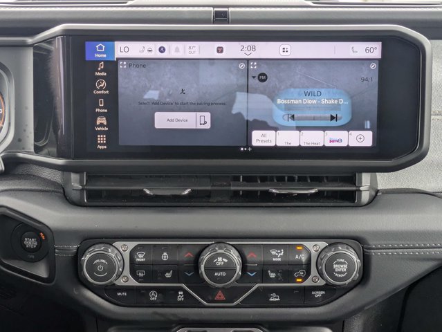 Certified 2026 Jeep Wrangler Unlimited Sahara AWD/4WD image 18