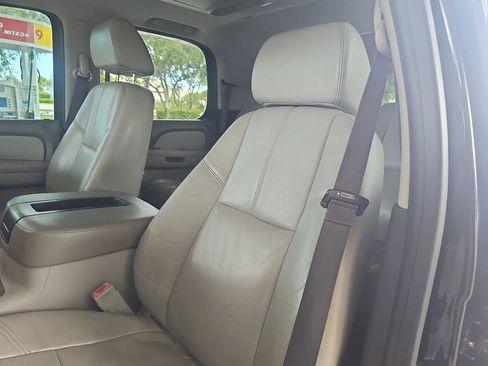 Used 2013 GMC Yukon Denali image 27