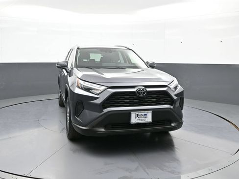 Used 2025 Toyota RAV4 XLE w/ Convenience Package AWD/4WD image 2