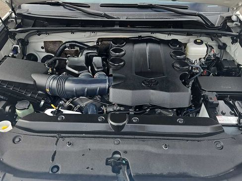 Used 2023 Toyota 4Runner Limited image 18