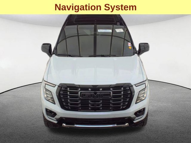 Used 2026 GMC Yukon Denali Ultimate w/ LPO, Illumination Package AWD/4WD image 4