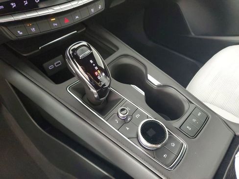 Used 2024 Cadillac XT4 Sport image 18