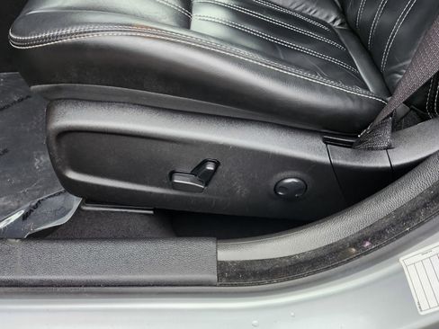 Used 2023 Chrysler 300 S image 26