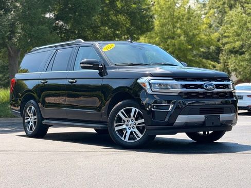 Used 2024 Ford Expedition Max Limited AWD/4WD image 2