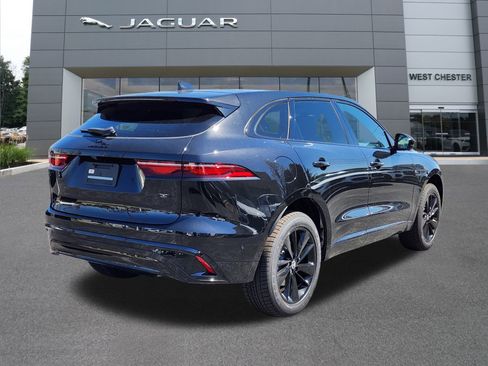 New 2026 Jaguar F-PACE R-Dynamic S image 4