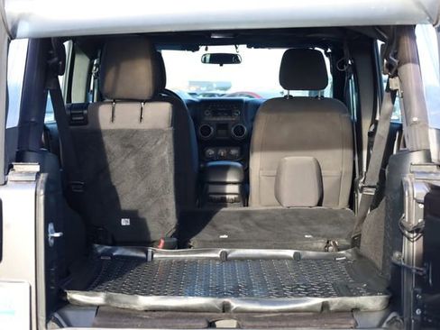 Used 2016 Jeep Wrangler Unlimited Sport image 22