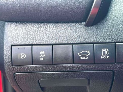 Certified 2020 Toyota Camry SE AWD/4WD image 20