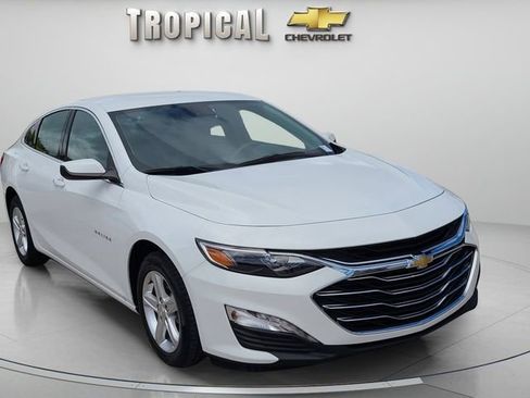 Used 2024 Chevrolet Malibu LT image 4
