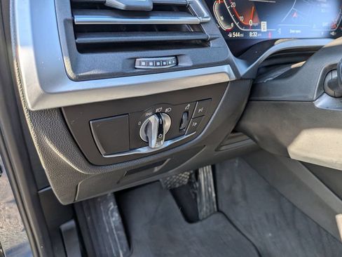 Used 2022 BMW X3 xDrive30i w/ Convenience Package AWD/4WD image 17