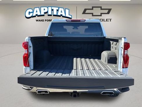 Used 2023 Chevrolet Silverado 1500 LT AWD/4WD image 31