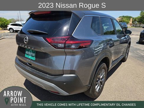 Used 2023 Nissan Rogue S FWD image 11